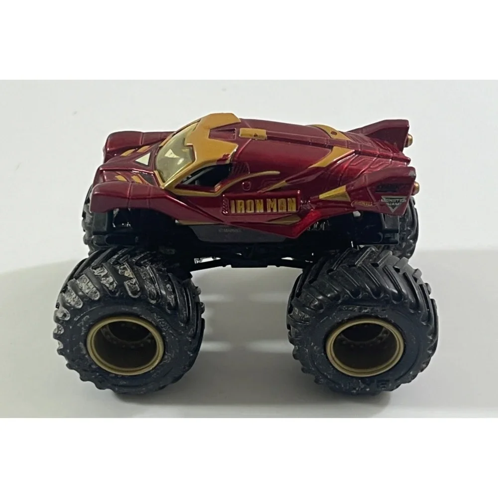 Hot Wheels Monster Jam Iron Man Monster Truck 1/64‎ scale